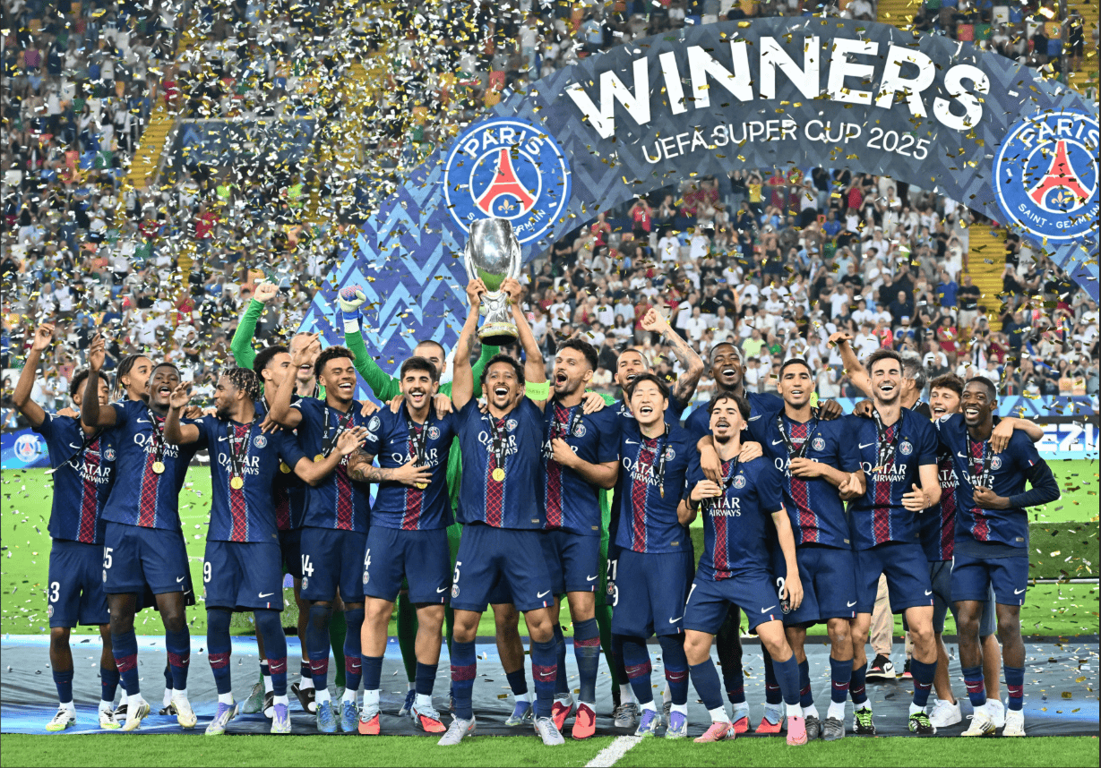 尊龙凯时-拜仁慕尼黑对阵利物浦，巅峰对决一触即发！