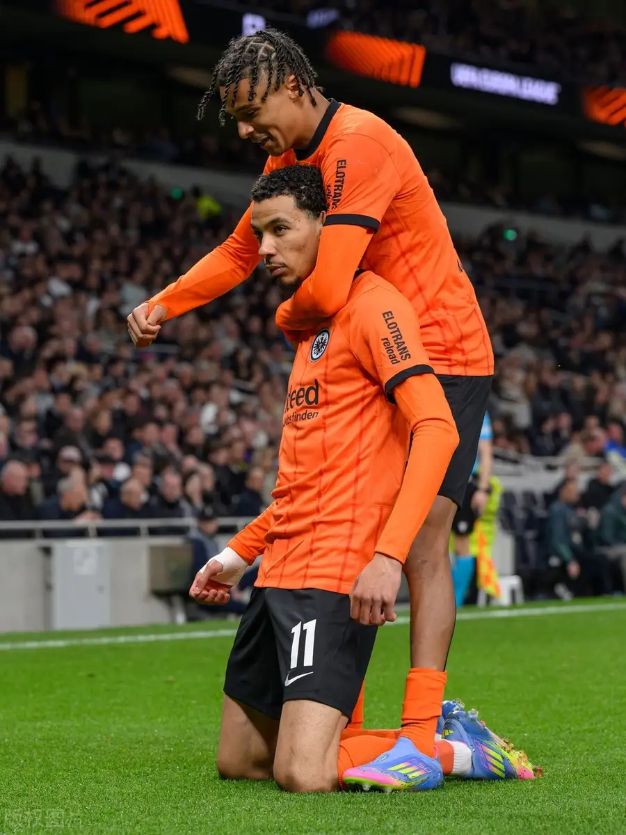 尊龙凯时-世预赛韩国球迷